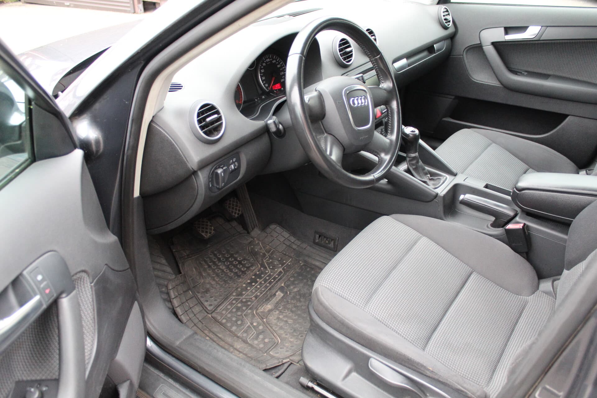 Audi A3 (2007) — 6/11