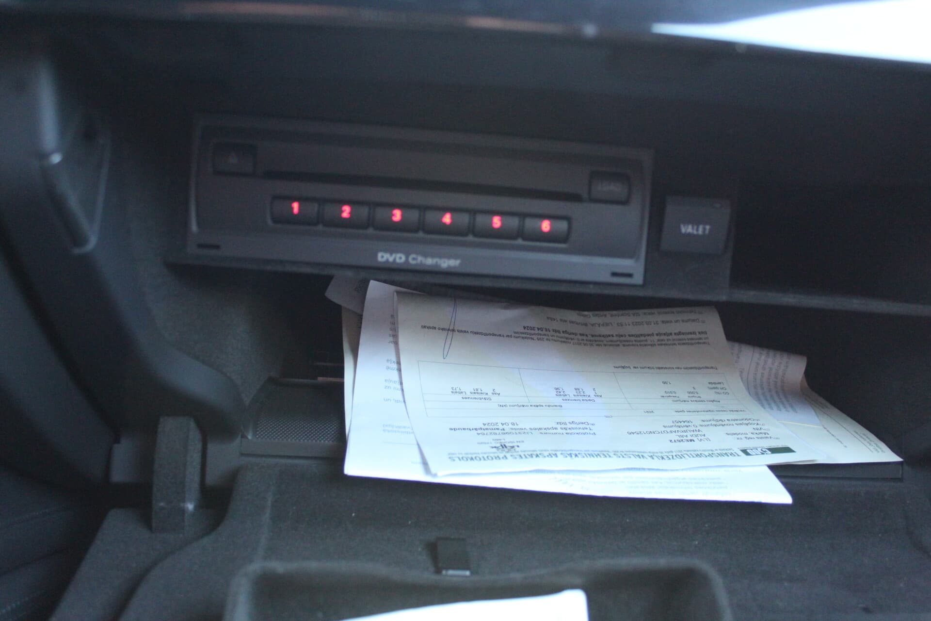 Audi A8 (2012) — 16/21