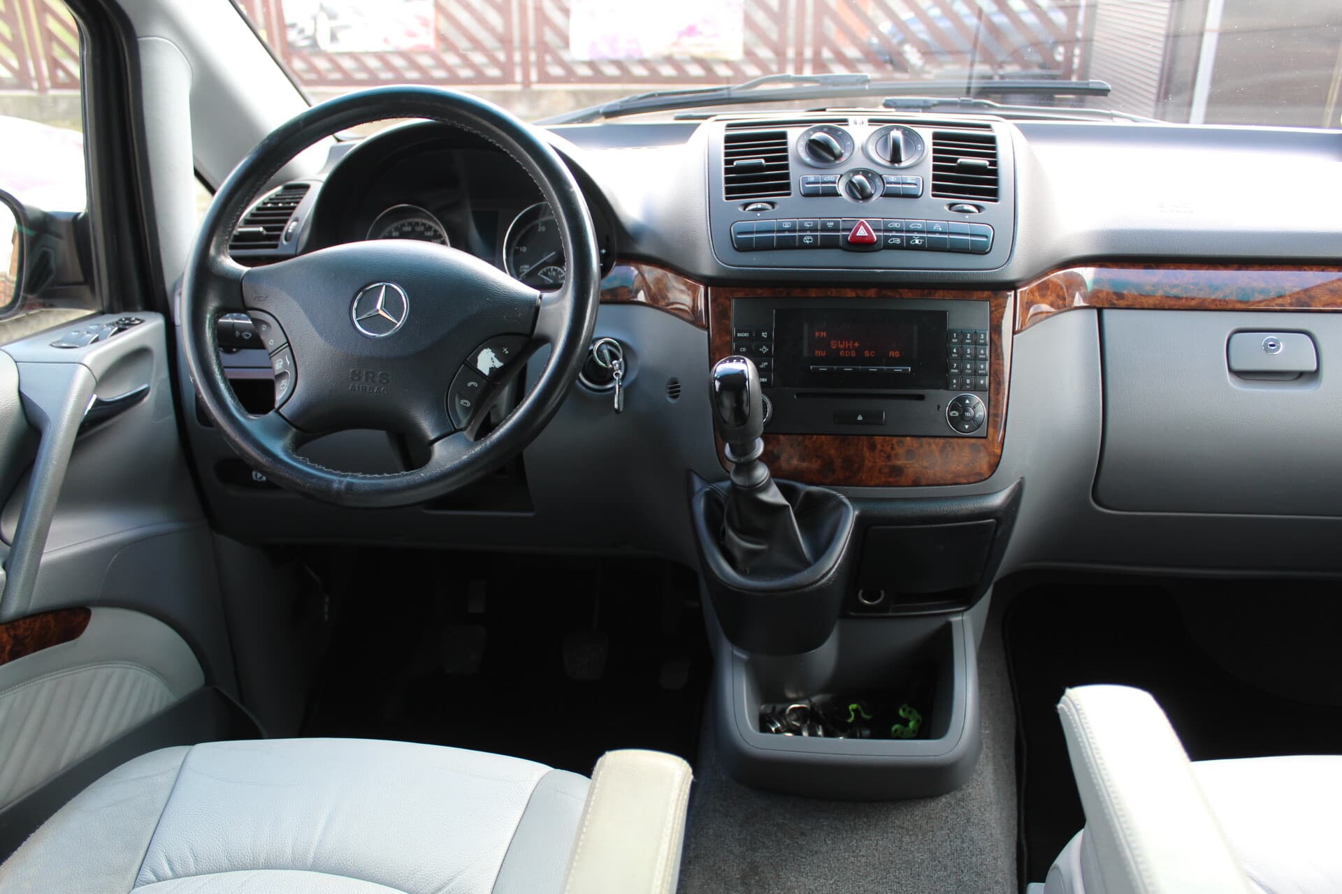 Mercedes-Benz Viano (2008) — 10/24