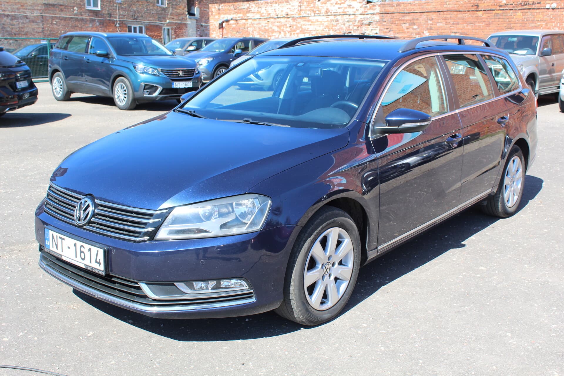Volkswagen Passat (B7) (2013) — 2/15