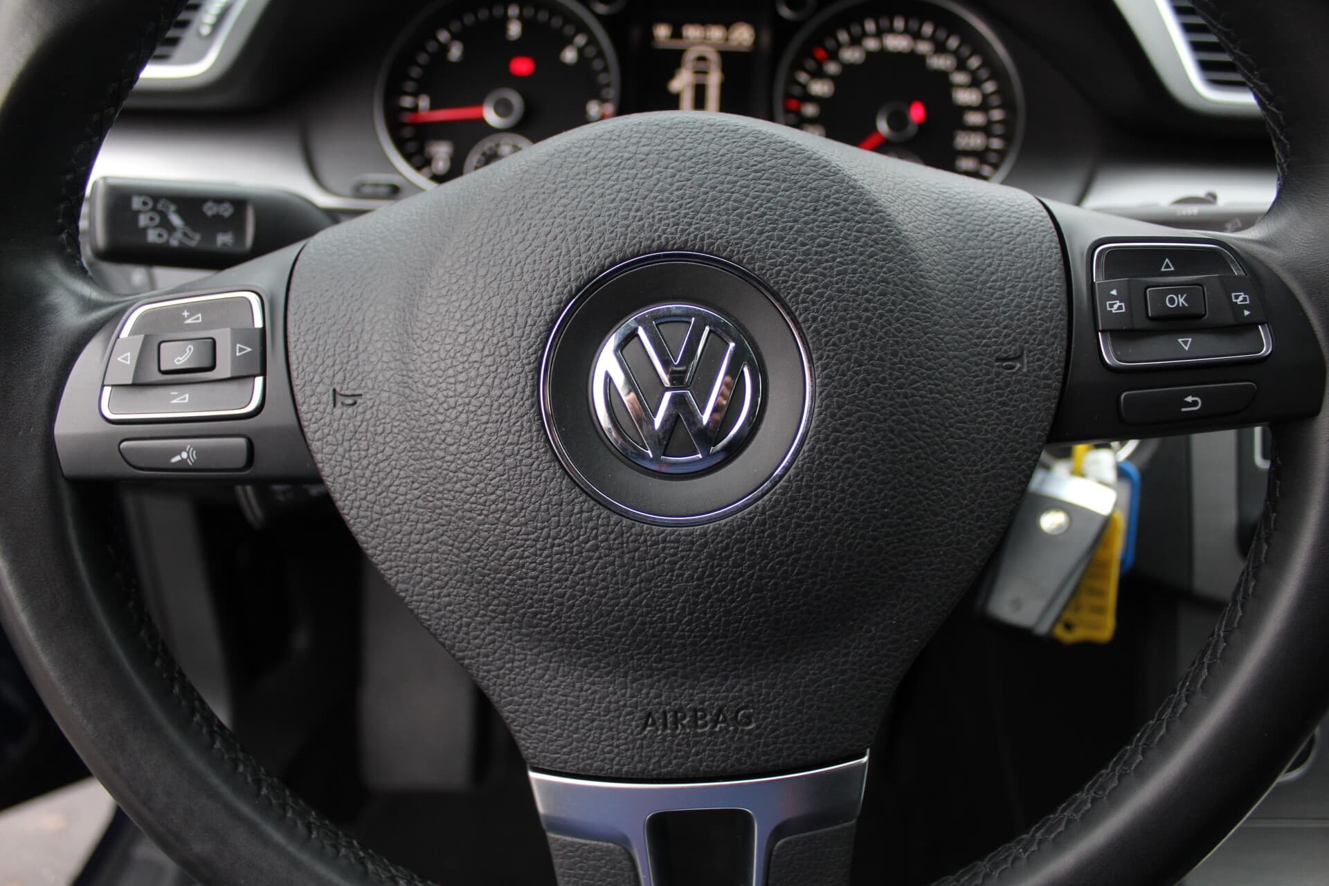 Volkswagen Passat (B7) (2013) — 12/15